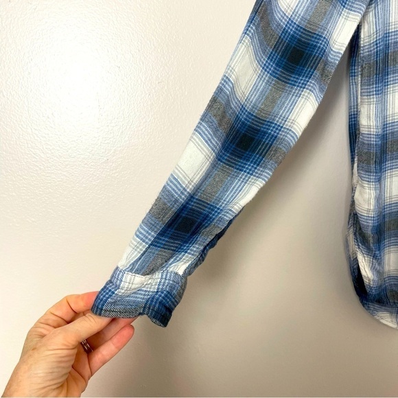 American Eagle Plaid Flannel Button-Down Shirt – Blue/Black/White, XS - Picture 2 of 10